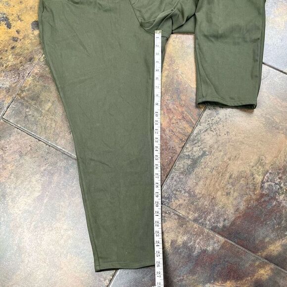 NWT Amazon Essentials Dark Olive Chino Pants XXL Short - Picture 6 of 7